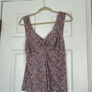 Cabi size small stretchy tank top.